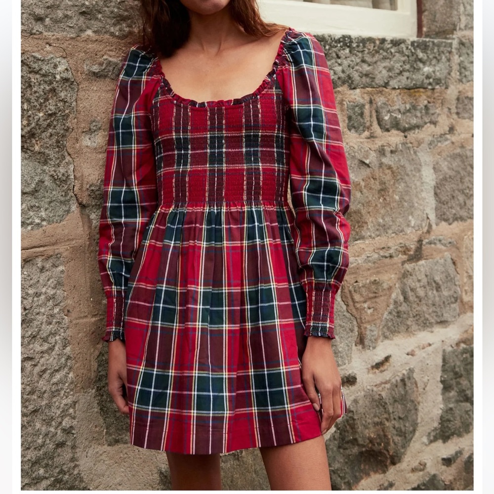 Hill house nap dress! Sold out online. Could fit XS or S! Perfect condition.